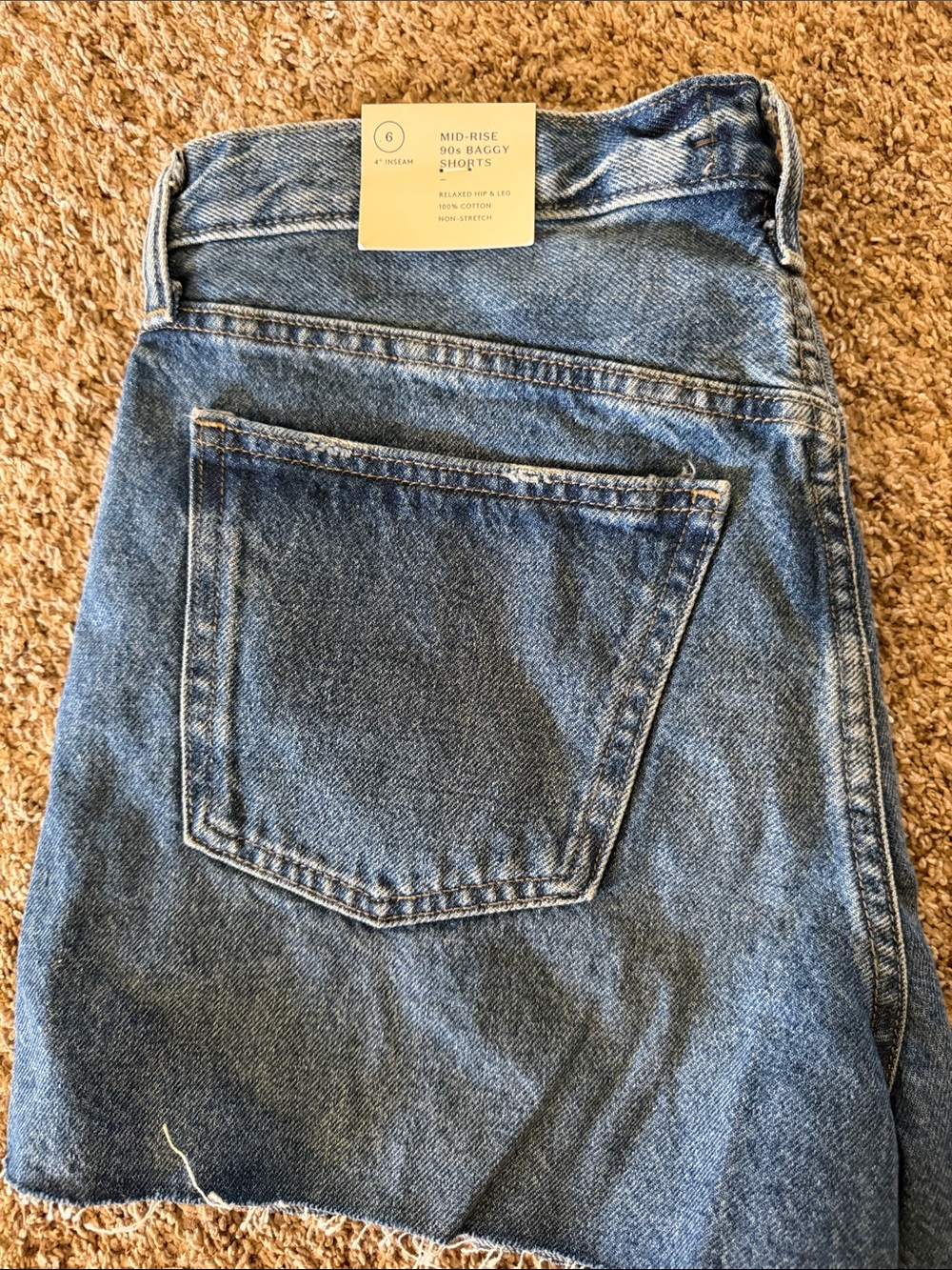 Mid-Rise 90s Baggy Shorts Universal Thread - Picture 2 of 2